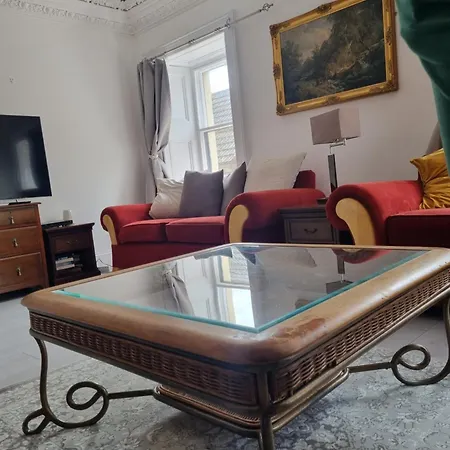 Cameron House - Spacious B Listed Building, Near Falkland, Central East Scotland Auchtermuchty Room photo